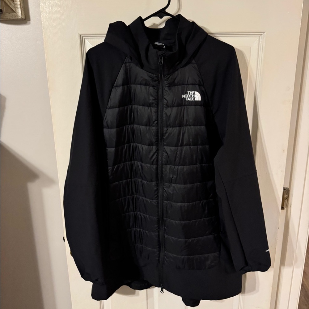 THE NORTH FACE
WOMEN'S SHELTER COVE PARKA
